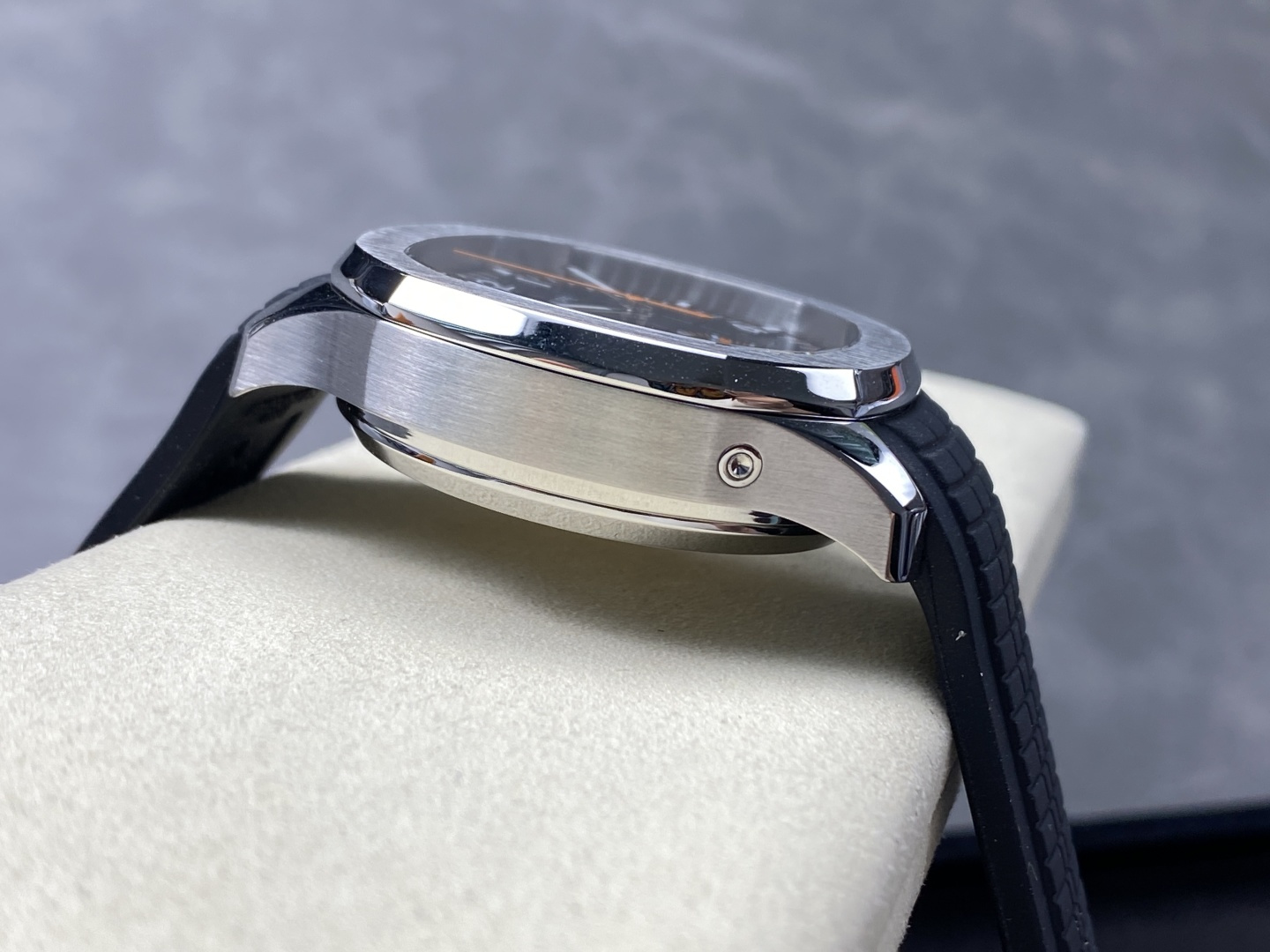 Patek Philippe Aquanaut 5968A-001 Super Clone - Image 7