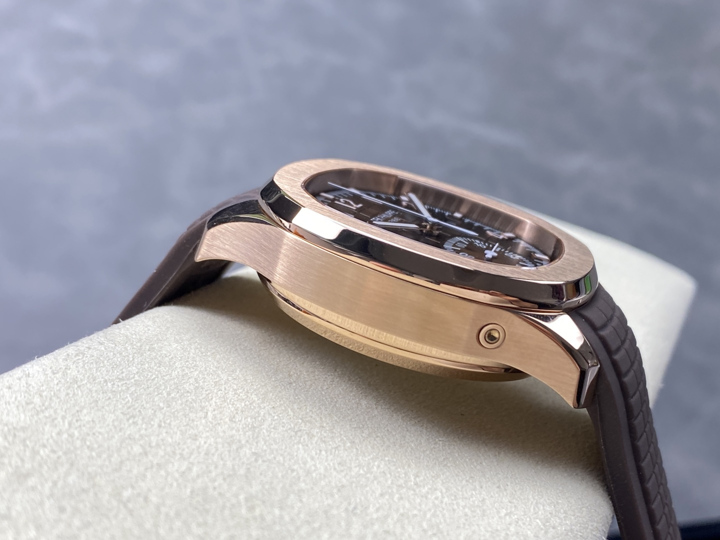 Patek Philippe Aquanaut 5968R-001 Super Clone - Image 6