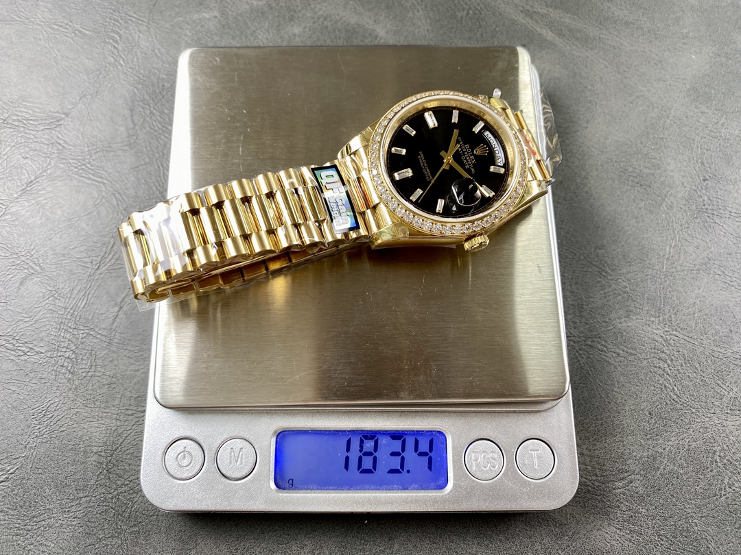Rolex Day-Date 40 – Yellow Gold Diamond Bezel Ref: 228348RBR Super Clone - Image 9