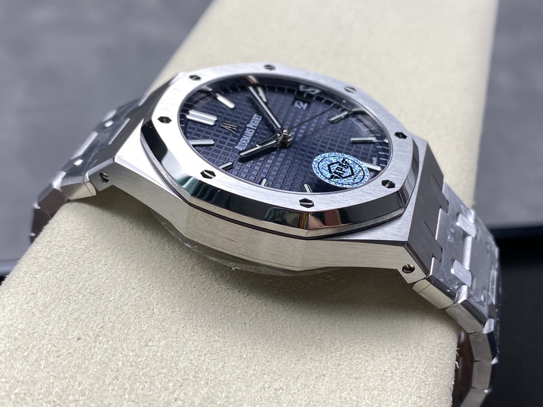 AP Royal Oak Selfwinding Ref. 15510ST (bleu nuit) Super Clone - Image 6