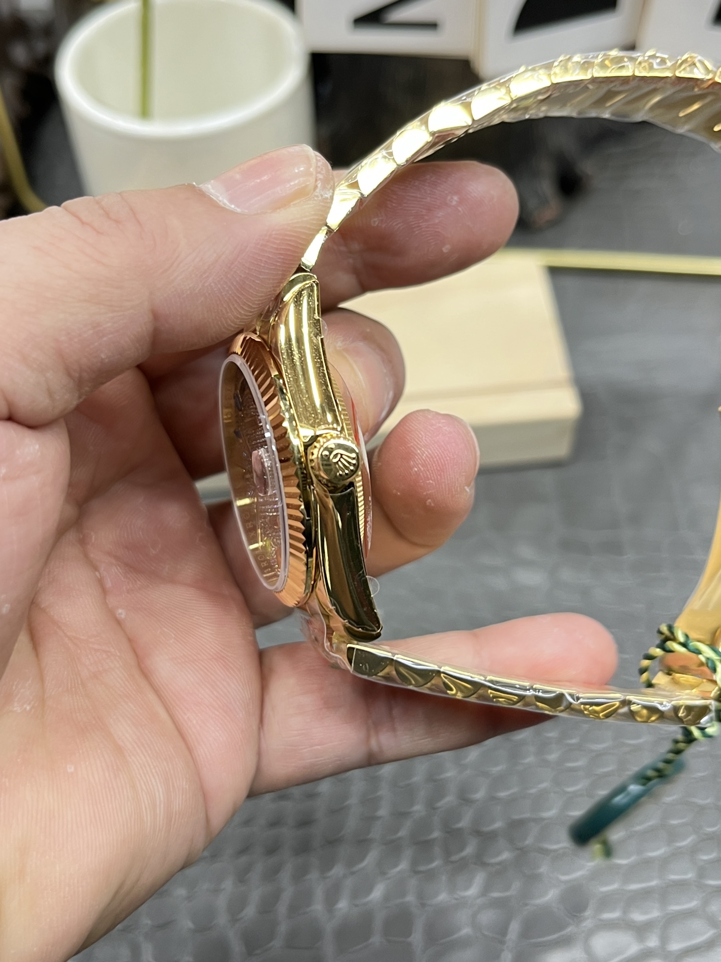 Rolex Day-Date 36 – Yellow Gold - Diamond-paved 128238 Super Clone - Image 5